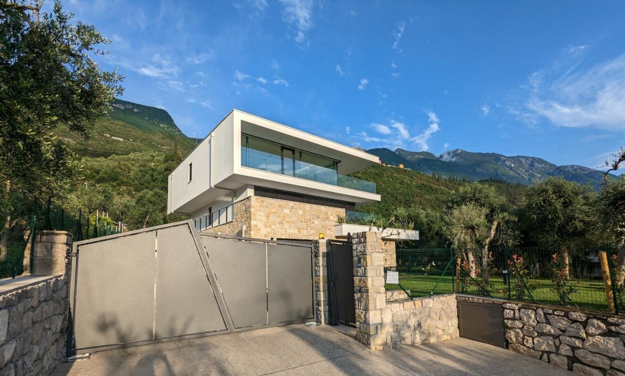 Olivo Luxury Apartments Malcesine Exteriör bild